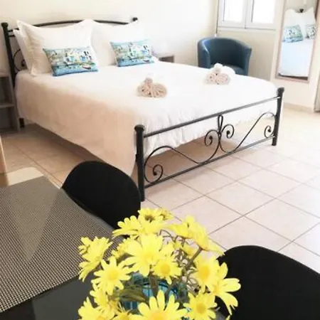 Koumpe Blue Seaside Lovely Apartamento